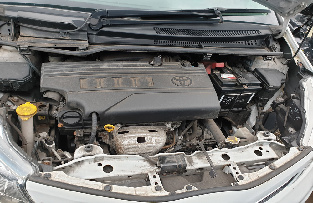 Toyota Yaris VVTI TR Engine petrol